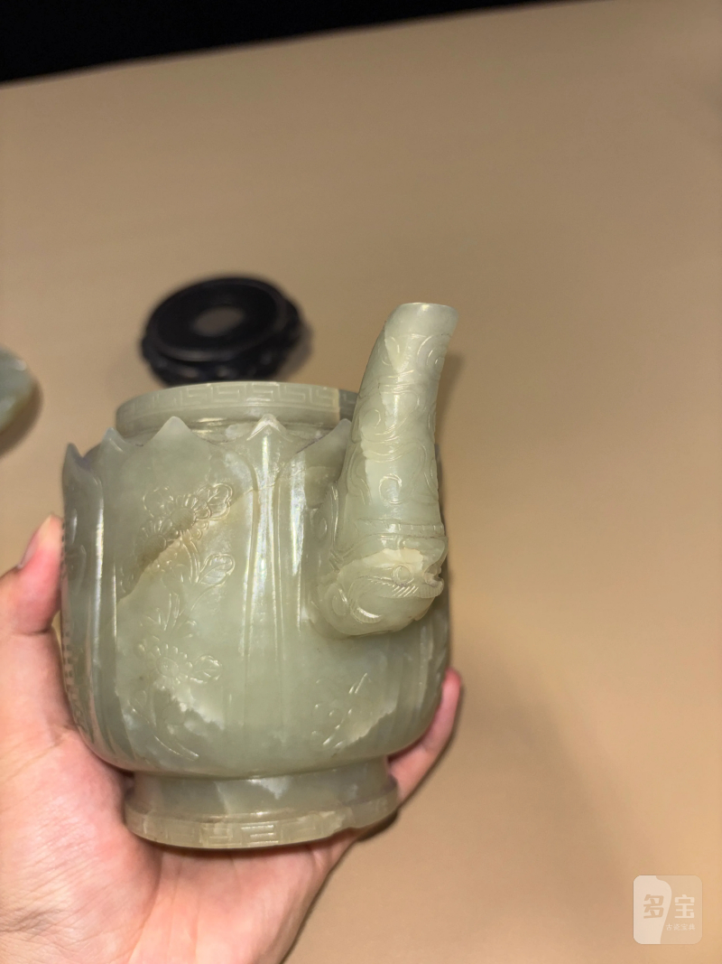 明 白玉万寿纹莲花式执壶 - 图7